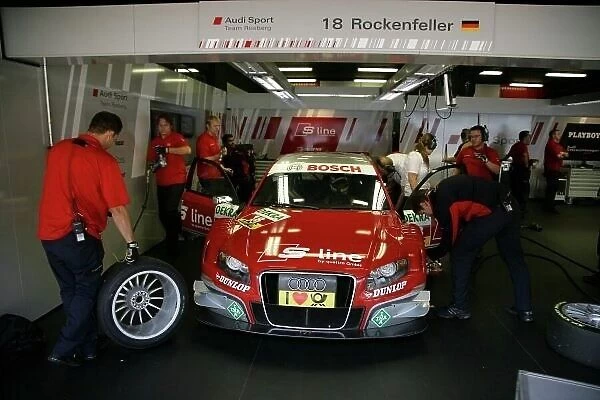 DTM. Mike Rockenfeller (GER) Audi Sport Team Rosbergs line Audi A4 DTM (2007).