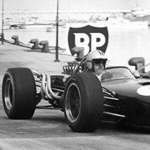 1967 Monaco Grand Prix - Denny Hulme: Denny Hulme, Brabham BT20-Repco, 1st position, action