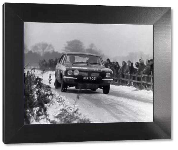 1971 Daily Mirror RAC Rally: Brian Culcheth  /  William Cave, 20th position overall, action