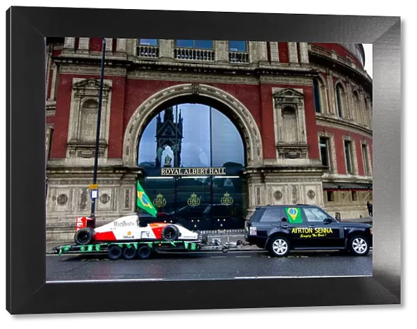 R6T0368. 2014 Ayrton Senna Tribute.. Royal Albert Hall, Kensington Gore, London