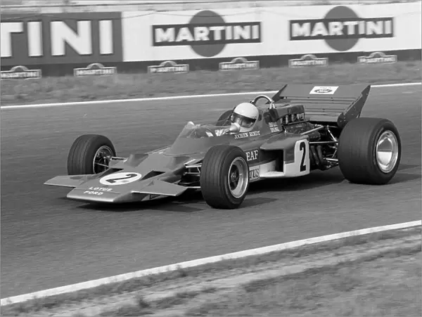 Formula One World Championship: Jochen Rindt Lotus 72C, wins his 4th Grand Prix in a row