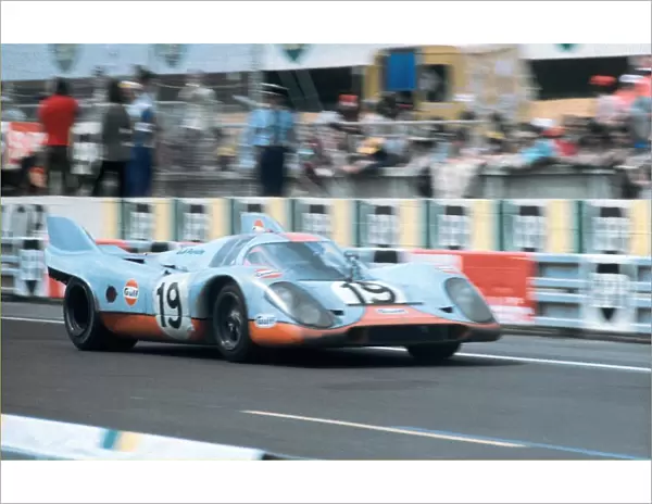 Le Mans 24 Hours: Richard Attwood  /  Herbert Muller John Wyer Automotive Porsche 917K finished in 2nd place