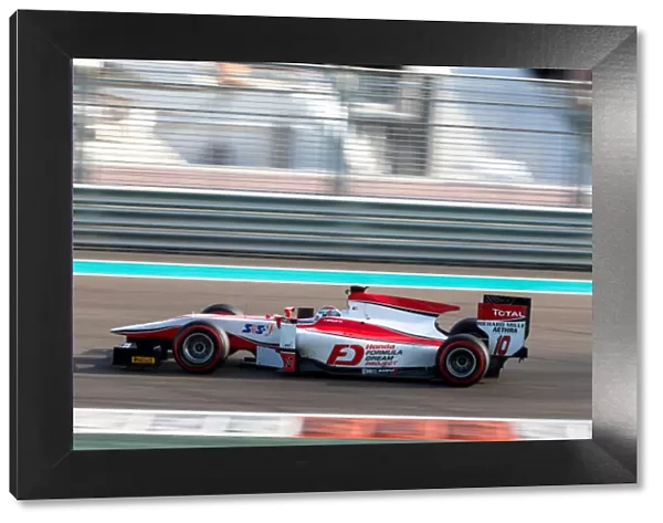 F80P5041. 2014 GP2 Series Test 1. Yas Marina Circuit, Abu Dhabi, UAE.