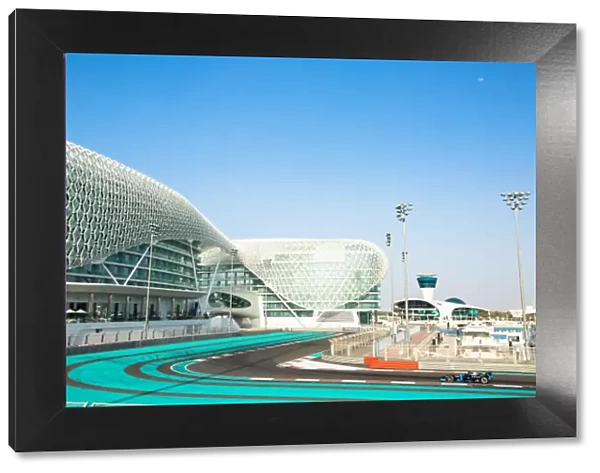A50A4744. 2014 GP2 Series Test 1. Yas Marina Circuit, Abu Dhabi, UAE.