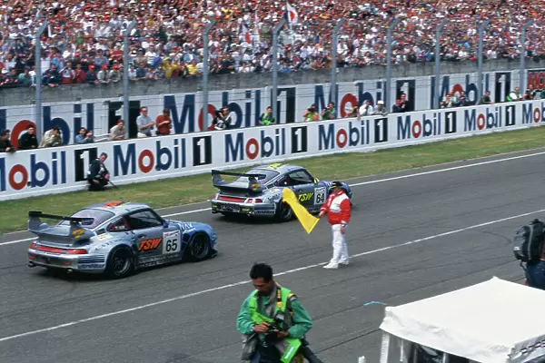 98 LM a. 1998 Le Mans 24 hours.. Le Mans, France