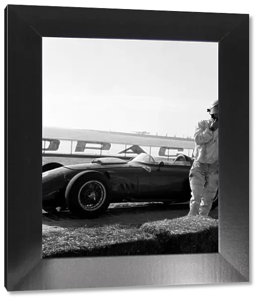 1960 Portuguese Grand Prix. Ref-7111. World ©LAT Photographic