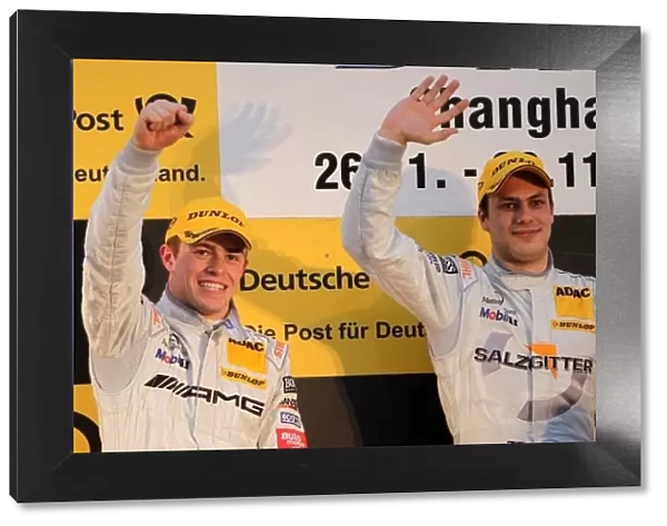DTM. L-R: DTM 2010 Champion Paul Di Resta (GBR), AMG Mercedes