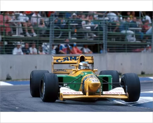 Formula One World Championship: Michael Schumacher Benetton B192 rounded off his first full season in Formula One with a fine second place ├É