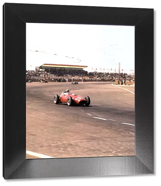 Phil Hill, Ferrari Dino 246 Portuguese Grand Prix, 1960 Photo: LAT Ref: 3  /  0189