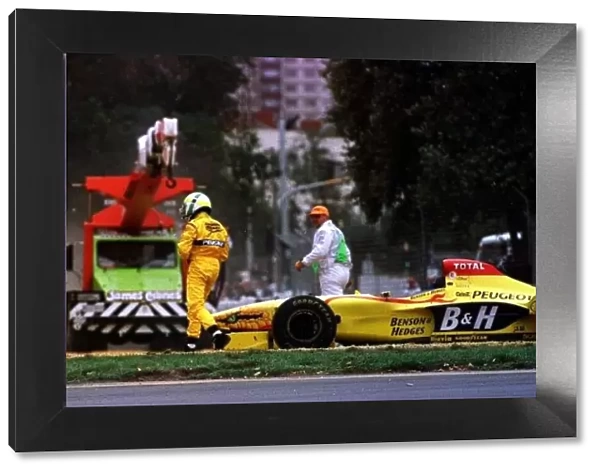 1997 AUSTRALIAN GP. Jordans Giancarlo Fisichella retires from the Melbourne race