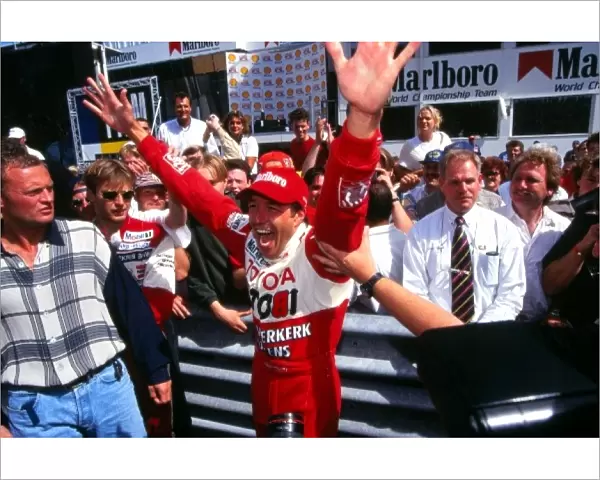 Marlboro Masters of Formula Three: Tom Coronel, Tokmakidia Motorsport, won the 1997 Marlboro Masters