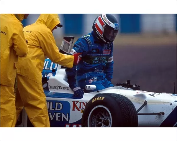 Formula One World Championship: Gerhard Berger Benetton B196 spins and retires