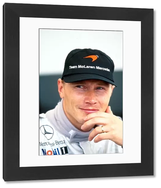 Formula One World Championship: Mika Hakkinen, McLaren MP4-13 6th place