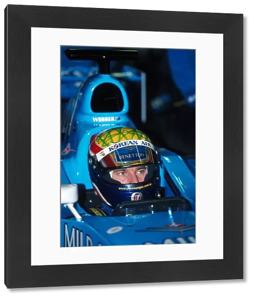 Formula One Testing: Mark Webber Benetton Playlife B2000: Formula One Testing, Silverstone, 1 December 2000