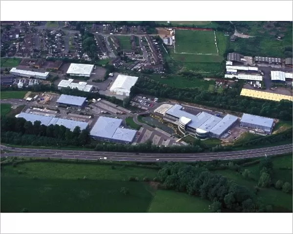 BAR F1 Factory: BAR Factory, Brackley, England, 7 June 2000