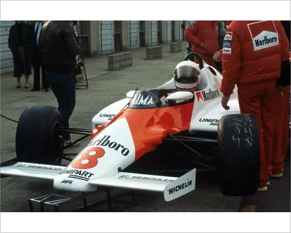 Formula One World Championship: Martin Brundle awaits his opportunity to test the McLaren MP4  /  1C for the first time