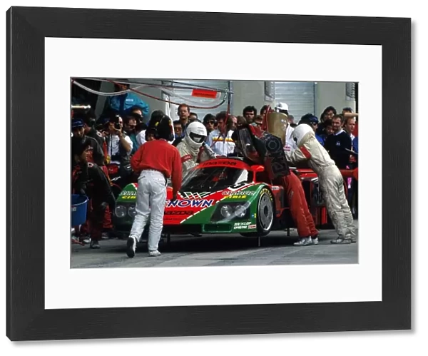 Le Mans 24 Hour Race: Volker Weidler  /  Johnny Herbert  /  Bertrand Gachot Mazda 787B Winner