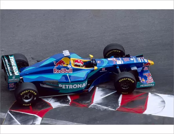 Formula One World Championship: Johnny Herbert Sauber Petronas C18