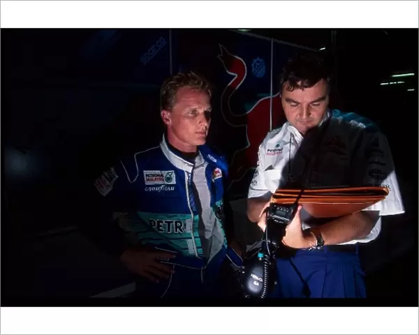 Formula One World Championship: Johnny Herbert Sauber Petronas C18