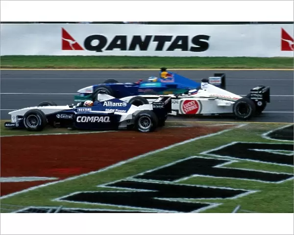 Formula One World Championship: Juan Pablo Montoya BMW Williams FW23, Olivier Panis BAR Honda 003 and Nick Heidfeld Sauber Petronas C20