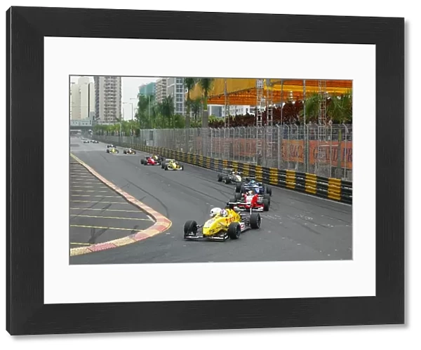 Macau Formula Three Grand Prix: Paolo Montin Toms Racing leads at the start of race 1