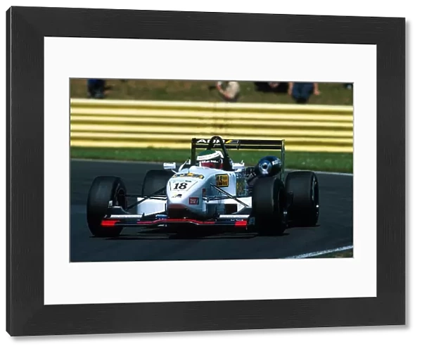 British Formula Three Championship: Andy Priaulx finished 2nd in race 1