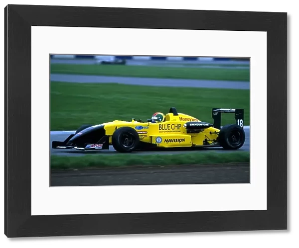 British Formula Three Championship: Carl Breeze drives for Motaworld Racing in 2002