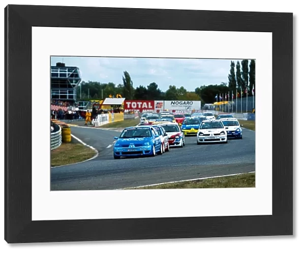 French Renault Clio Cup: Nogaro, France. 25 September 2001