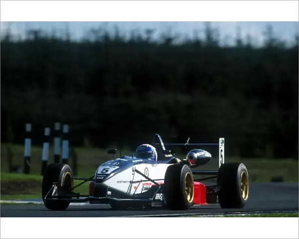 British Formula Three: Anthony Davidson - Carlin Motorsport - 2nd place