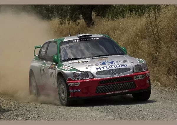 2001 World Rally Championship: Alister McRae on the shakedown stage