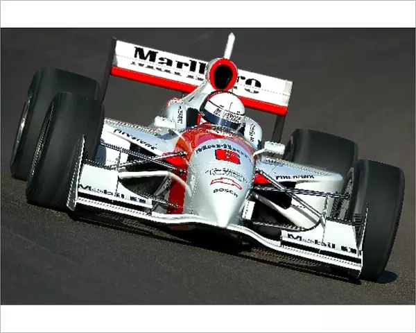 Indy Racing League: 2001 CART Champion Gil de Ferran practices at the Test in the West