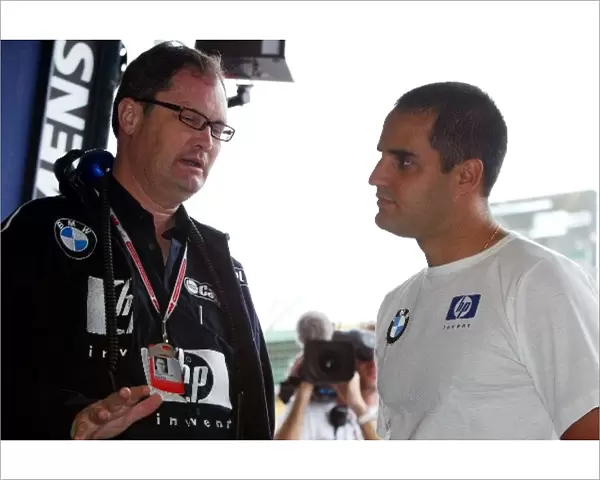 Formula One World Championship: Frank Dernie Williams Special Projects Manager talks with Juan Pablo Montoya Williams