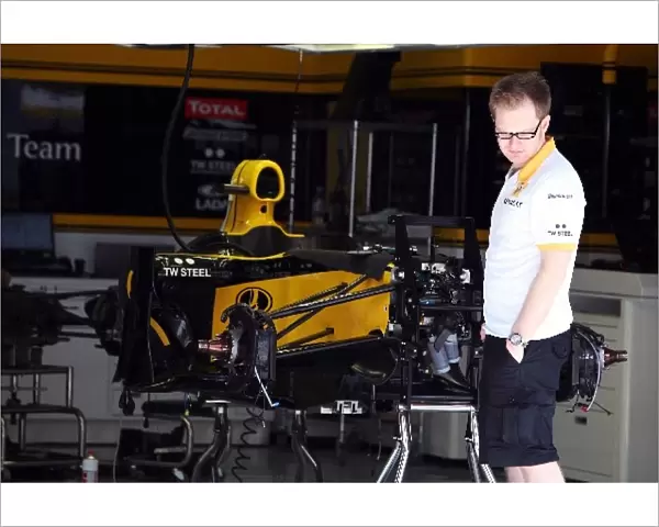 Formula One World Championship: Renault R30 in the pits