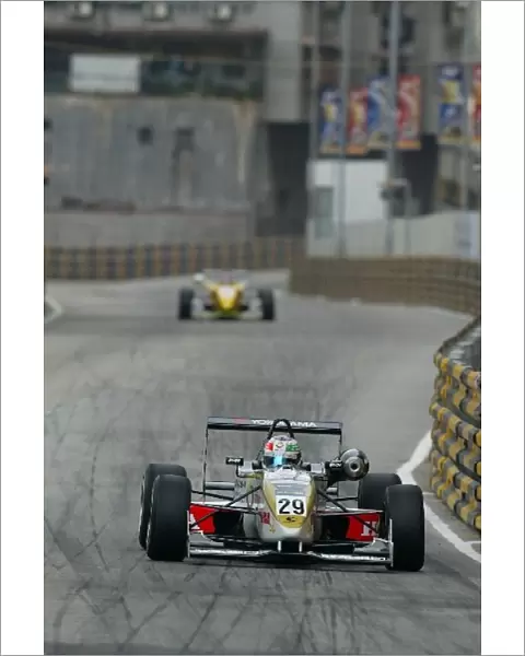 49th Macau Grand Prix: Narain Karthikeyan, Carlin Motorsport
