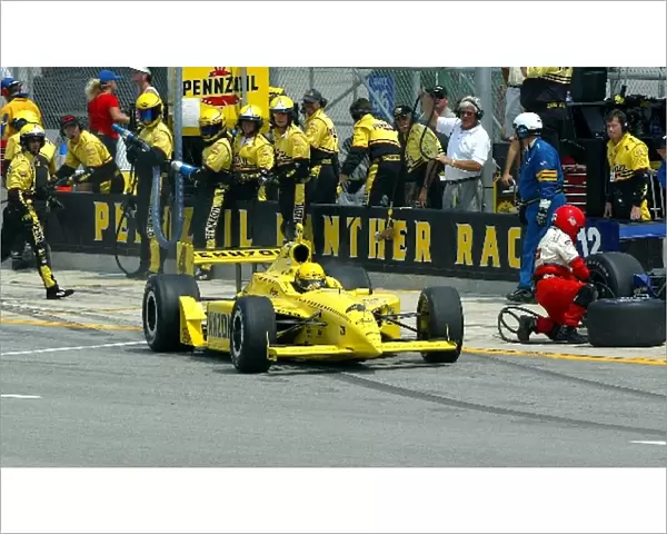 Indy Racing League: Sam Hornish Jr. leaves the pits