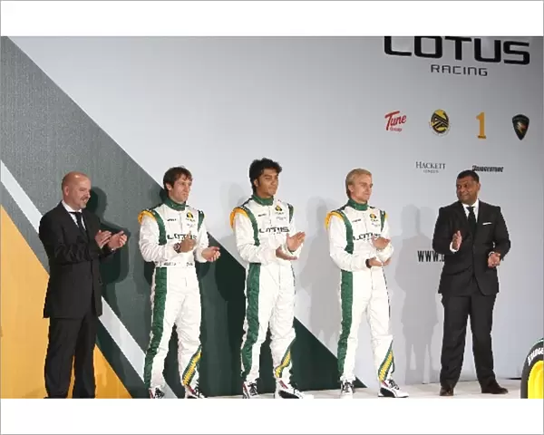Lotus T127 Launch: Mike Gascoyne Lotus F1 Racing Chief Technical Officer, Jarno Trulli Lotus, Fairuz Fauzy, Heikki Kovalainen Lotus and Tony