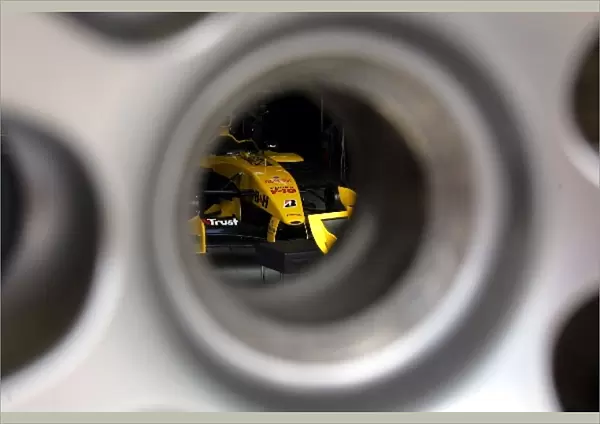 Formula One World Championship: Jordan Ford EJ14 through a BBS wheel