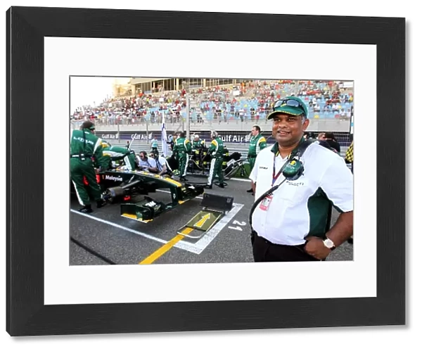Formula One World Championship: Tony Fernandes Lotus F1 Team Principal on the grid