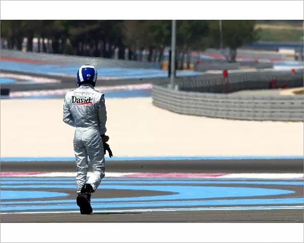Formula One Testing: David Coulthard walks away after spinning his McLaren