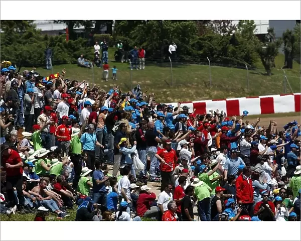 Formula One World Championship: Spectators enjoy the action