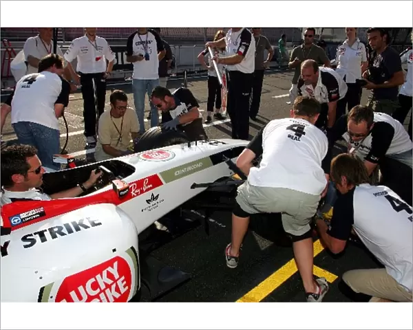 Formula One World Championship: The UK media team take part in a BAR pitstop challenge event