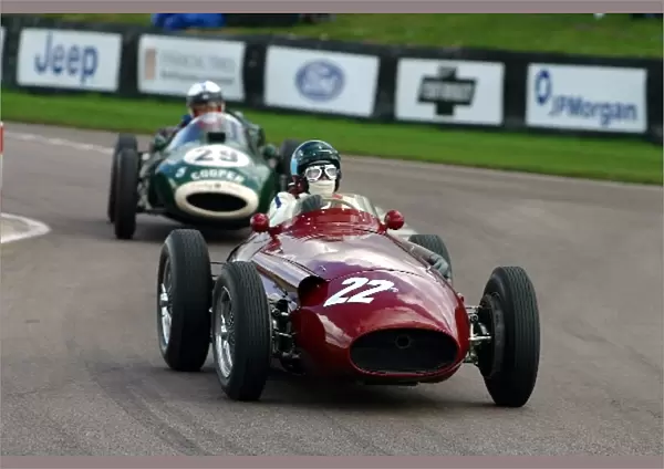 Goodwood Revival 2002: Peter Neumark in a Maserati 250F in the Richmond & Gordon Trophy race