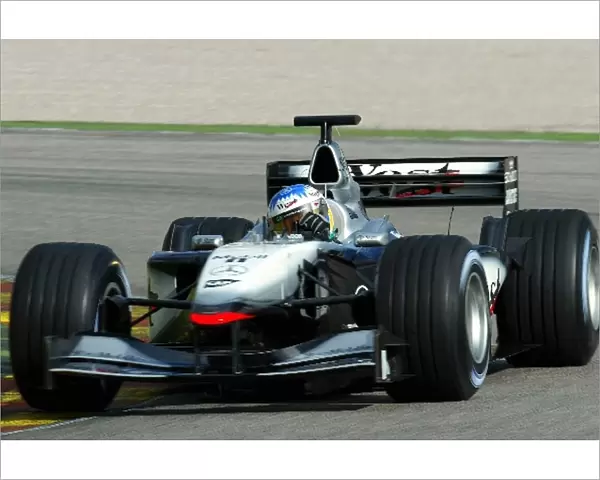 Formula One World Championship: Test driver Alex Wurz continues development of the McLaren MP4  /  17