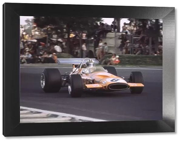 Denny Hulme, McLaren M14a Ford, 3rd Mexican Grand Prix