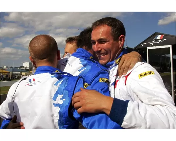 A1 Grand Prix: A1 Team France mechanics celebrate victory
