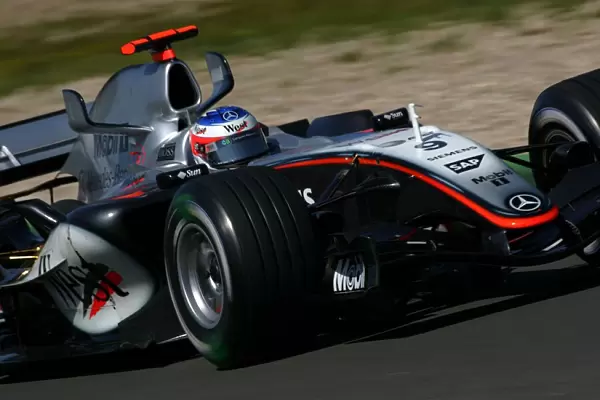 Formula One World Championship: Kimi Raikkonen McLaren Mercedes MP4  /  20