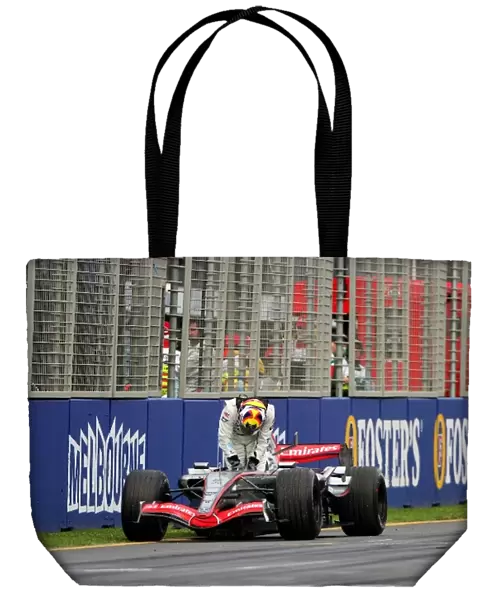 Formula One World Championship: Juan Pablo Montoya McLaren Mercedes MP4  /  21 retired from the race