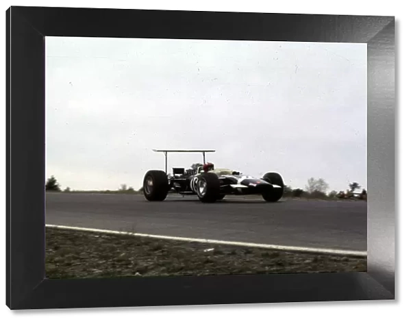 Jo Siffert, Lotus 49B (5th position) US Grand Prix, Watkins Glen, USA. 6 october 1968 Rd11 World LAT Photographic Somerset House, Somerset Road, Teddington, Middlesex. Tel: +44 (0) 181 251 3000 Fax: +44 (0) 181 251 3001 Ref: 68 USA 42