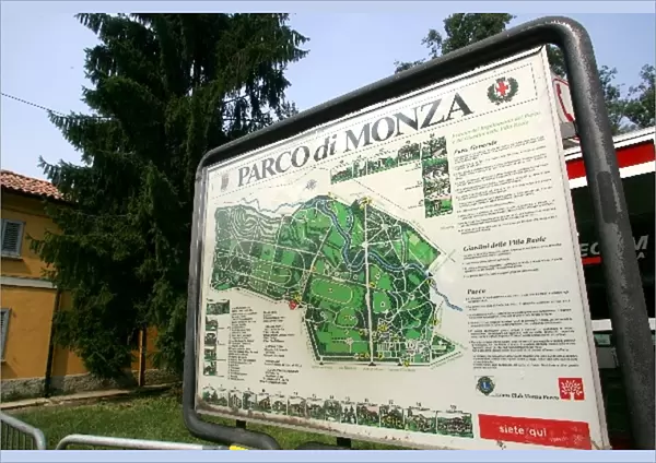 Formula One World Championship: Monza park sign