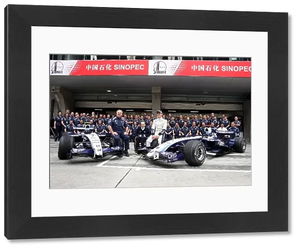 Formula One World Championship: Williams team picture with Patrick Head Williams Director of Engineering, Frank Williams Williams Team Owner
